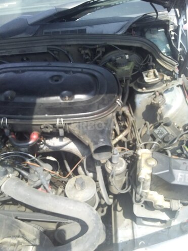 Mercedes 190 1992, 431,648 km - 2.0 л - Bakı