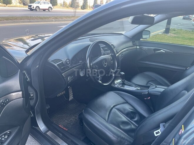 Mercedes E 200 d 2006, 305,000 km - 2.2 l - Bakı