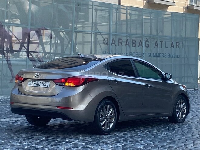 Hyundai Elantra 2015, 71,500 km - 1.8 l - Bakı