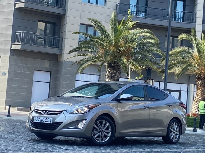 Hyundai Elantra 2015, 71,500 km - 1.8 l - Bakı