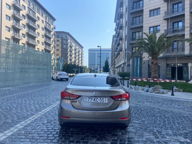 Hyundai Elantra 2015, 71,500 km - 1.8 l - Bakı