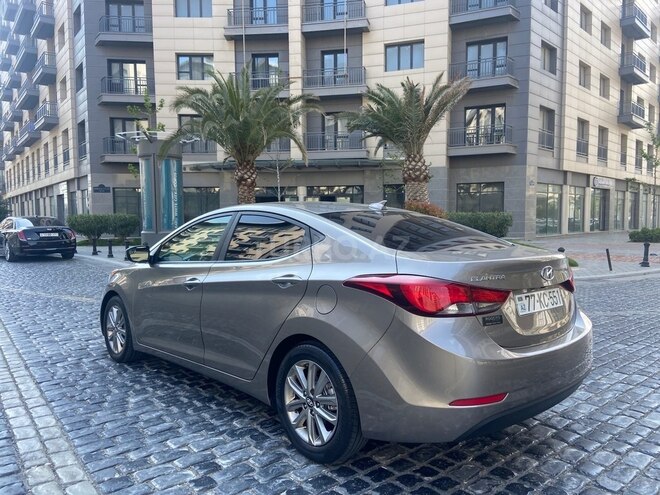 Hyundai Elantra 2015, 71,500 km - 1.8 l - Bakı