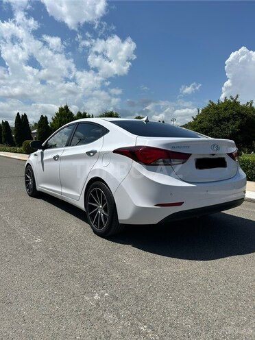 Hyundai Elantra 2014, 193,500 km - 1.6 l - Göygöl