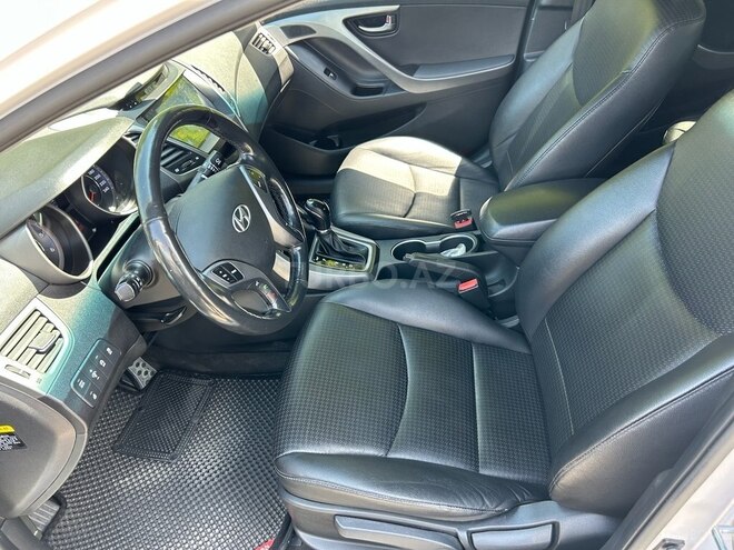 Hyundai Elantra 2014, 193,500 km - 1.6 l - Göygöl