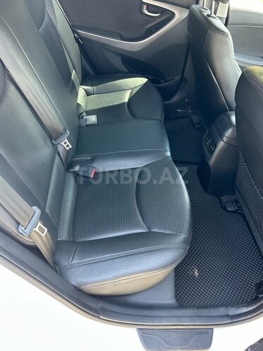Hyundai Elantra 2014, 193,500 km - 1.6 l - Göygöl