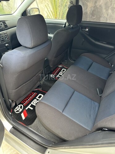 Toyota Corolla 2004, 220,000 km - 1.4 l - Bakı