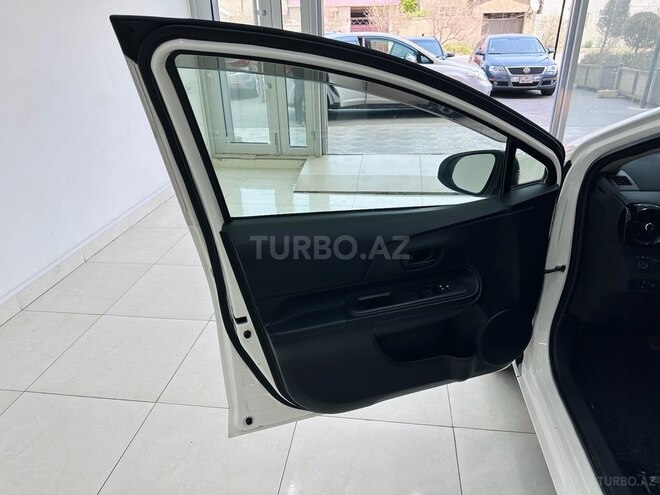 Toyota Aqua 2016, 53,000 km - 1.5 l - Sumqayıt