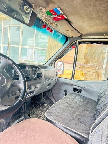 Ford Transit 1998, 490,000 km - 2.5 л - Salyan