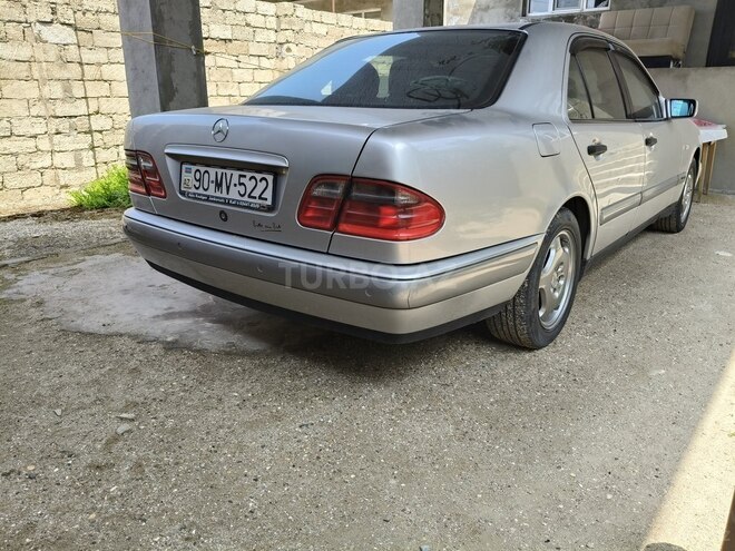 Mercedes E 220 d 1999, 421,231 km - 2.2 л - Bakı