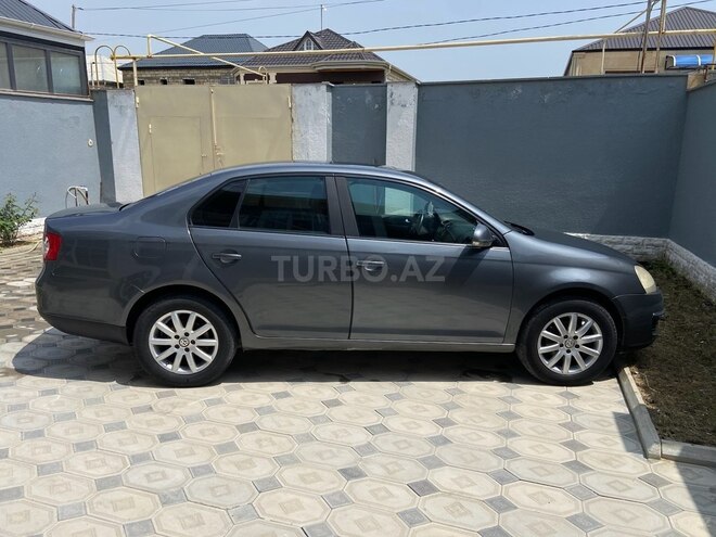 Volkswagen Jetta 2008, 300,000 km - 1.6 l - Bakı