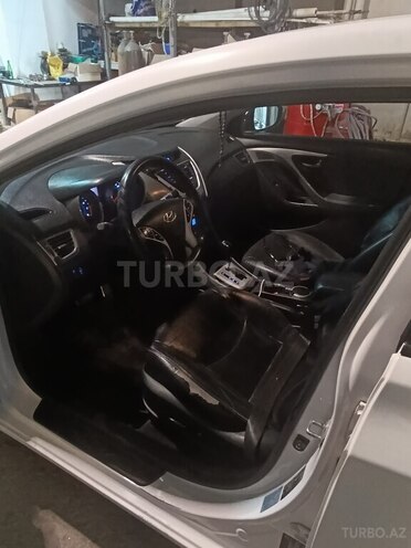 Hyundai Elantra 2011, 207,000 km - 1.8 л - Bakı