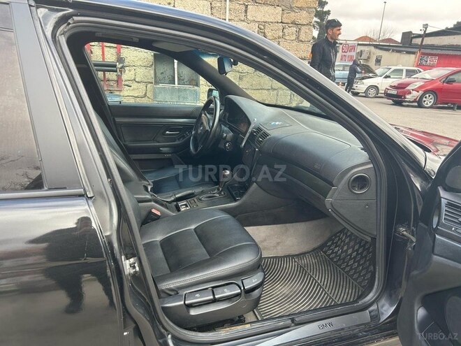 BMW 523 1996, 258,000 km - 2.5 l - Bakı