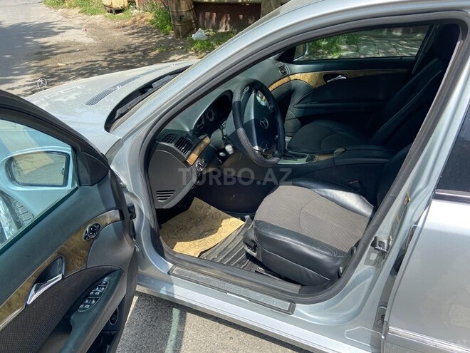 Mercedes E 220 d 2005, 438,000 km - 2.2 л - Bakı