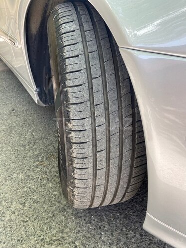 Mercedes E 220 d 2005, 438,000 km - 2.2 л - Bakı
