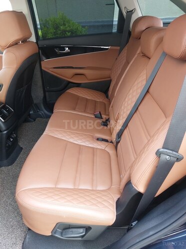 Kia Sorento-10