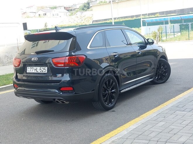 Kia Sorento-19