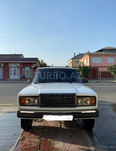 LADA (VAZ) 2107 2009, 15,000 km - 1.6 l - Quba