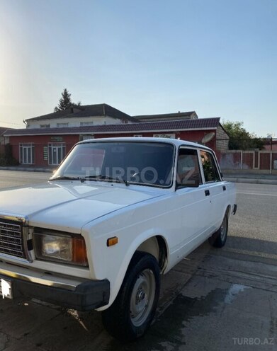LADA (VAZ) 2107 2009, 15,000 km - 1.6 l - Quba