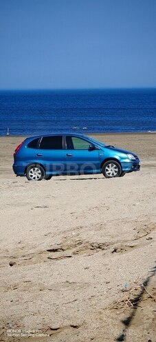Nissan  2003, 242,000 km - 1.8 l - Sumqayıt