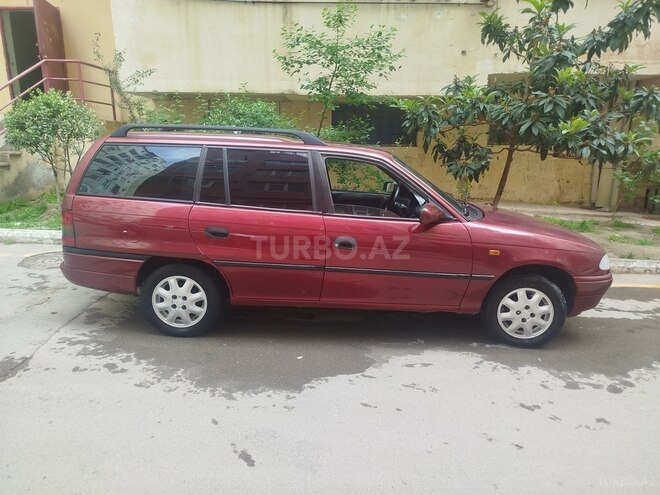 Opel Astra 1997, 564,910 km - 1.6 l - Xırdalan