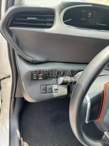 Toyota Sienta 2019, 139,000 km - 1.5 l - Bakı