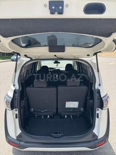 Toyota Sienta 2019, 139,000 km - 1.5 l - Bakı