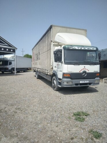 Mercedes Atego 1218 2000, 324,543 km - 4.2 l - Bərdə