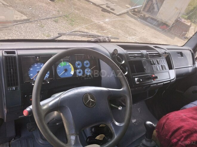 Mercedes Atego 1218 2000, 324,543 km - 4.2 l - Bərdə