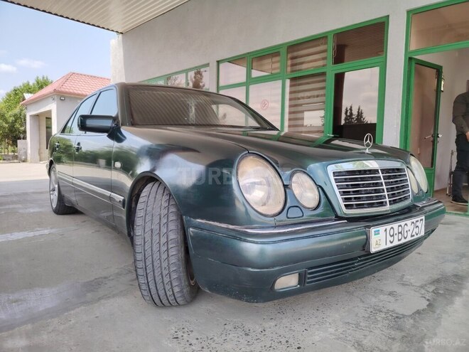 Mercedes C 230 1997, 243,797 km - 2.3 l - Sabirabad