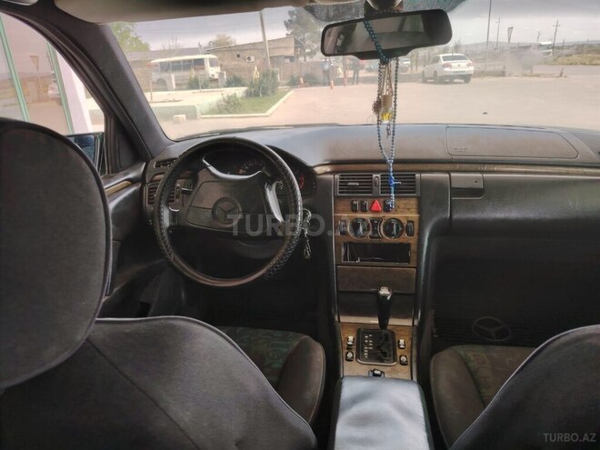 Mercedes C 230 1997, 243,797 km - 2.3 l - Sabirabad