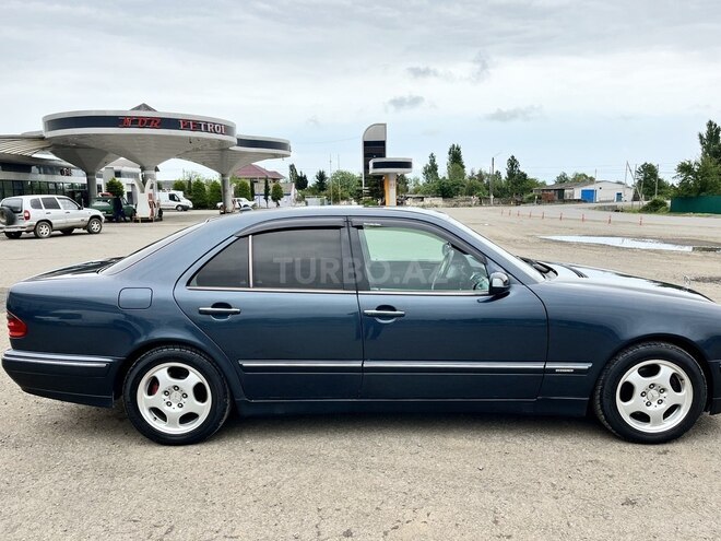 Mercedes E 270 2000, 336,367 km - 2.7 l - Astara