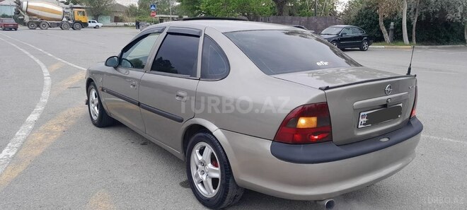 Opel Vectra 1997, 284,322 km - 2.0 l - Sumqayıt