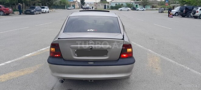 Opel Vectra 1997, 284,322 km - 2.0 l - Sumqayıt