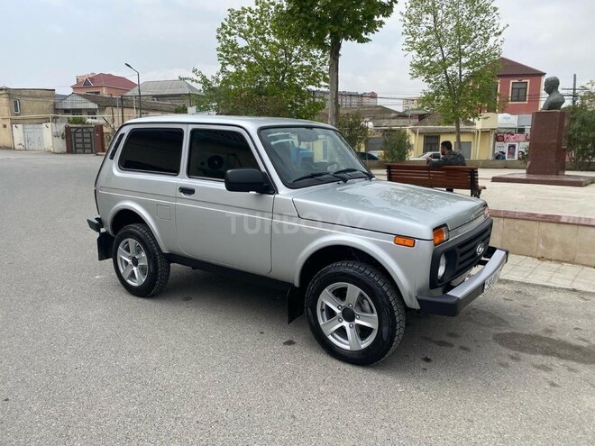LADA (VAZ) Niva 2024, 9,000 km - 1.7 л - Bakı