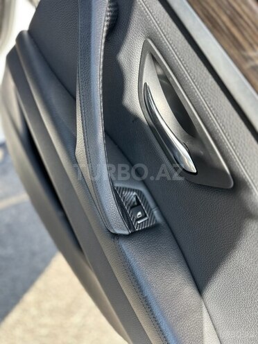 BMW 520 2015, 220,000 km - 2.0 l - Bakı