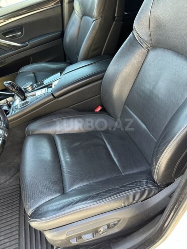 BMW 520 2015, 220,000 km - 2.0 l - Bakı