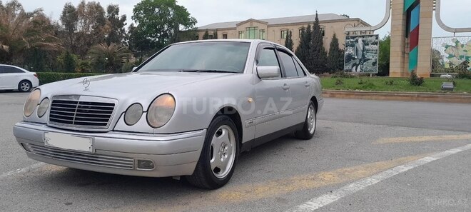 Mercedes E 200 1996, 274,330 km - 2.0 l - Sumqayıt