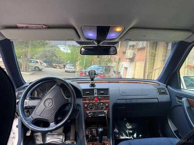 Mercedes C 280 1999, 325,432 km - 2.8 l - Bakı