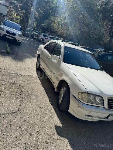 Mercedes C 280 1999, 325,432 km - 2.8 l - Bakı