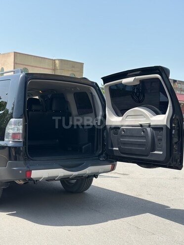 Mitsubishi Pajero 2007, 130,000 km - 3.0 л - Bakı