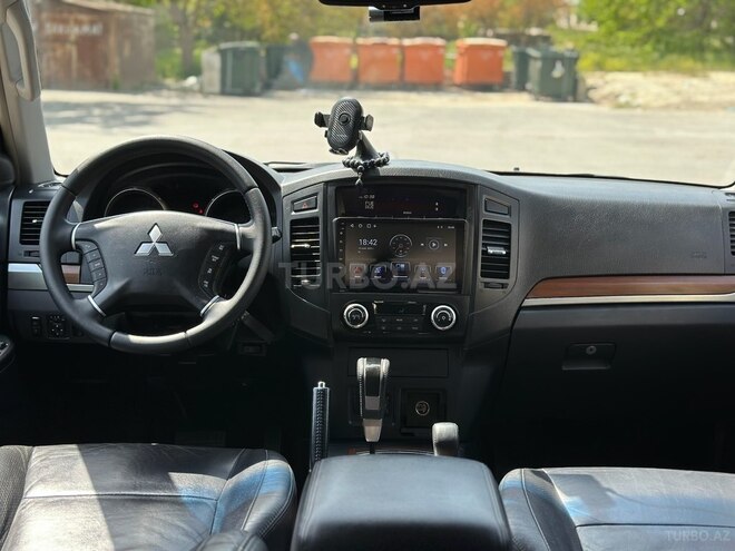 Mitsubishi Pajero 2007, 130,000 km - 3.0 л - Bakı