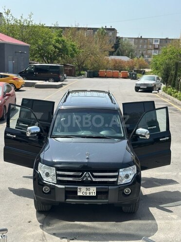 Mitsubishi Pajero 2007, 130,000 km - 3.0 л - Bakı