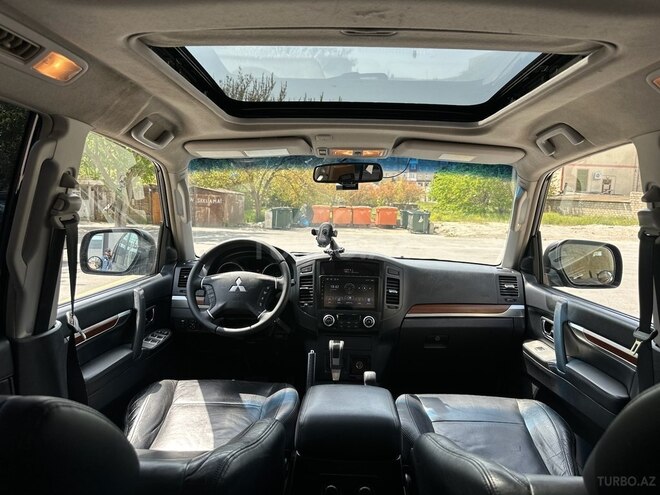 Mitsubishi Pajero 2007, 130,000 km - 3.0 л - Bakı