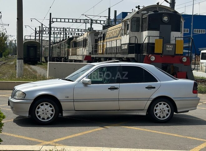 Mercedes C 220 d 1999, 565,000 km - 2.2 л - Bakı