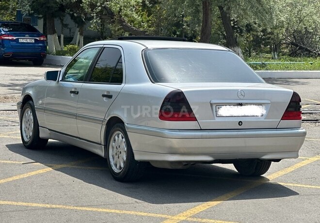 Mercedes C 220 d 1999, 565,000 km - 2.2 л - Bakı