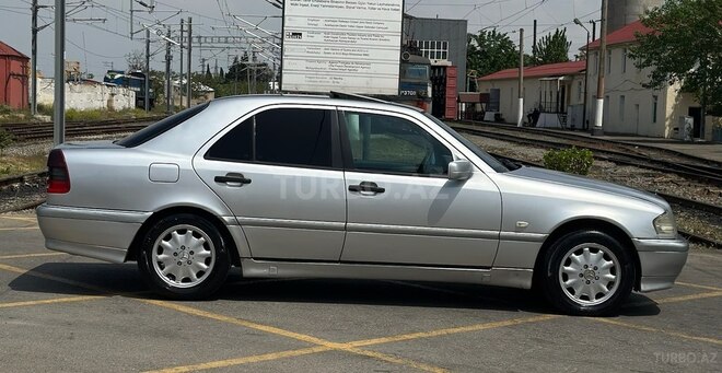 Mercedes C 220 d 1999, 565,000 km - 2.2 л - Bakı