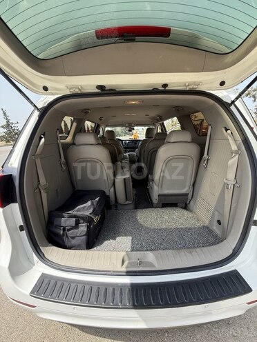 Kia Carnival 2015, 241,300 km - 2.2 l - Bakı