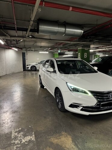 Changan  2020, 90,000 km - 1.6 l - Bakı