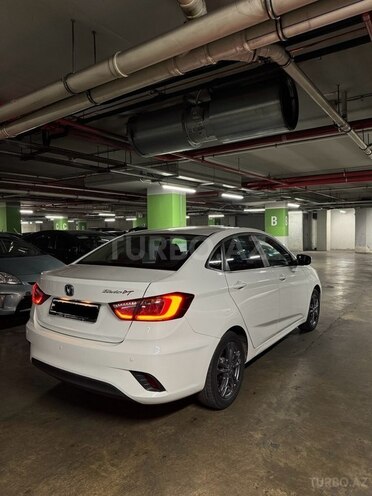 Changan  2020, 90,000 km - 1.6 l - Bakı