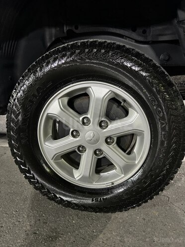 Mitsubishi L200 2019, 84,000 km - 2.4 л - Bakı
